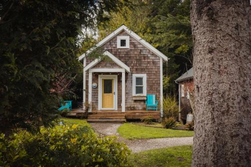 Seabrook House | Book at the Beach by Seabrook Hospitality