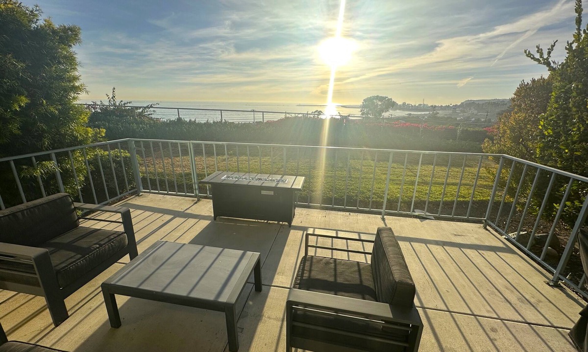 Capistrano Beach House | Book HARBOR VIEW Luxury 3BR Panoramic Ocean & Harbor Views