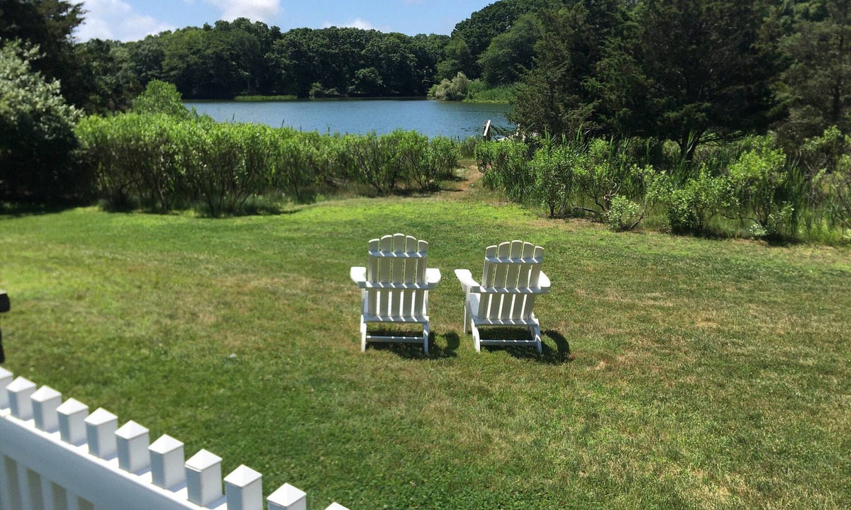 Northwest Harbor House | Book your vacation at our EH retreat on the water!