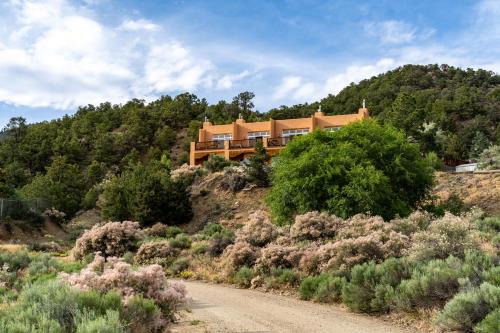 Arroyo Seco House | Bookend adobes, 9 mi to Taos Ski Valley