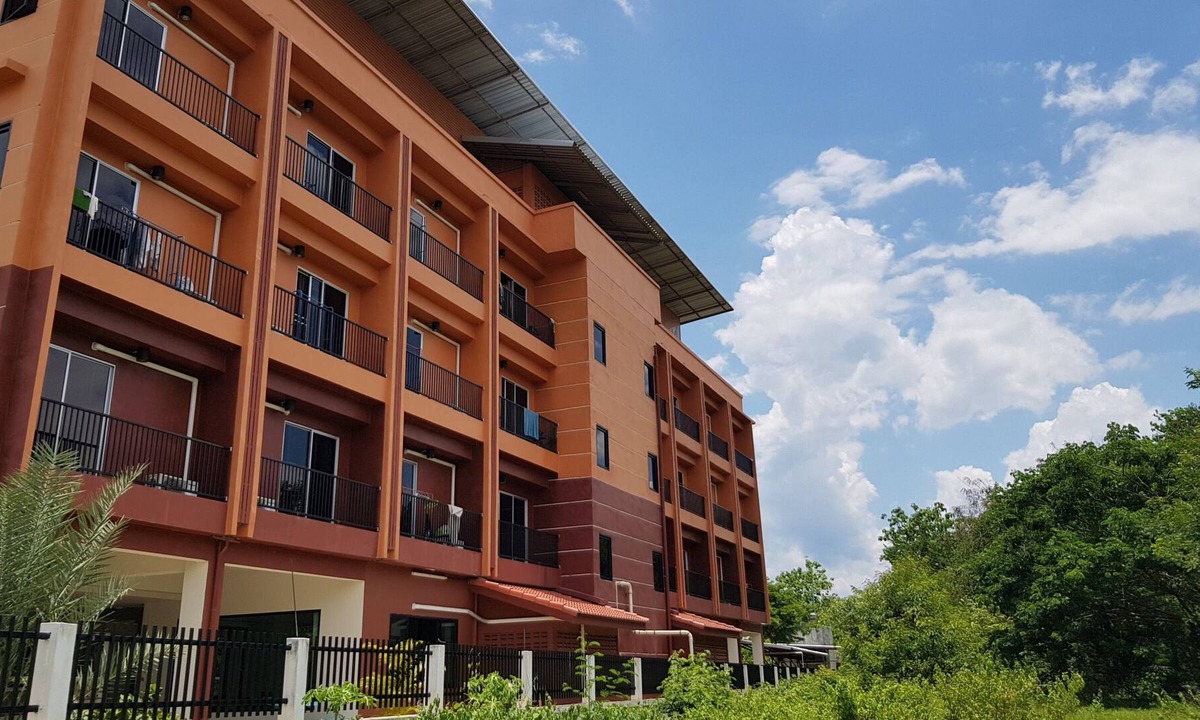Mae Jo Apartment | Boonthavon Maejo Hotel