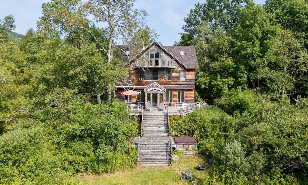 Andes House | Bootleg Hollow Catskills Pond Side Sanctuary