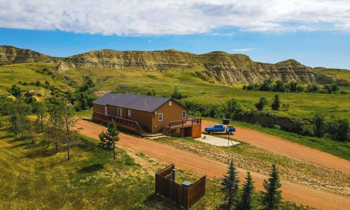 Medora House | Boots House