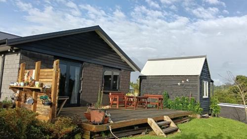 Rangiriri House | Bordeaux Retreat