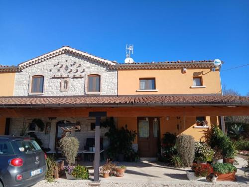 Morcone House | Borgo degli Ulivi