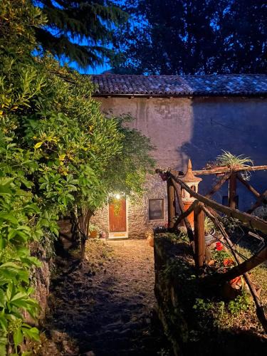 Rocca di Roffeno Apartment | Borgo Il Monzone