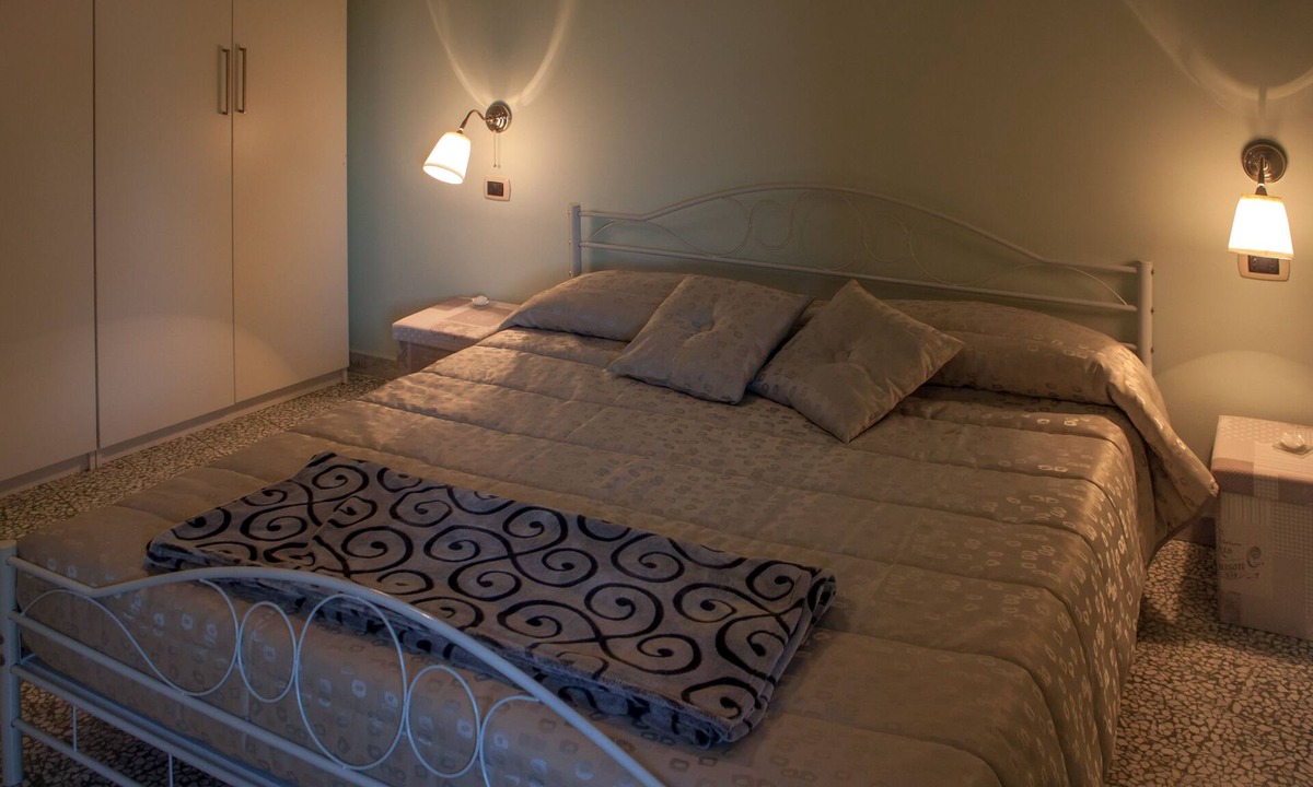 Baselice Bed & Breakfast | Borgo Sciugolo B&B Moon Room