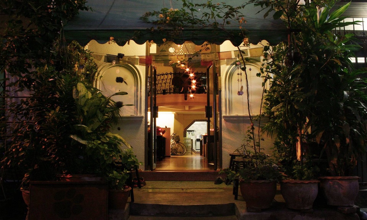 Ban Phan Thom Hostel | Born Free Hostel
