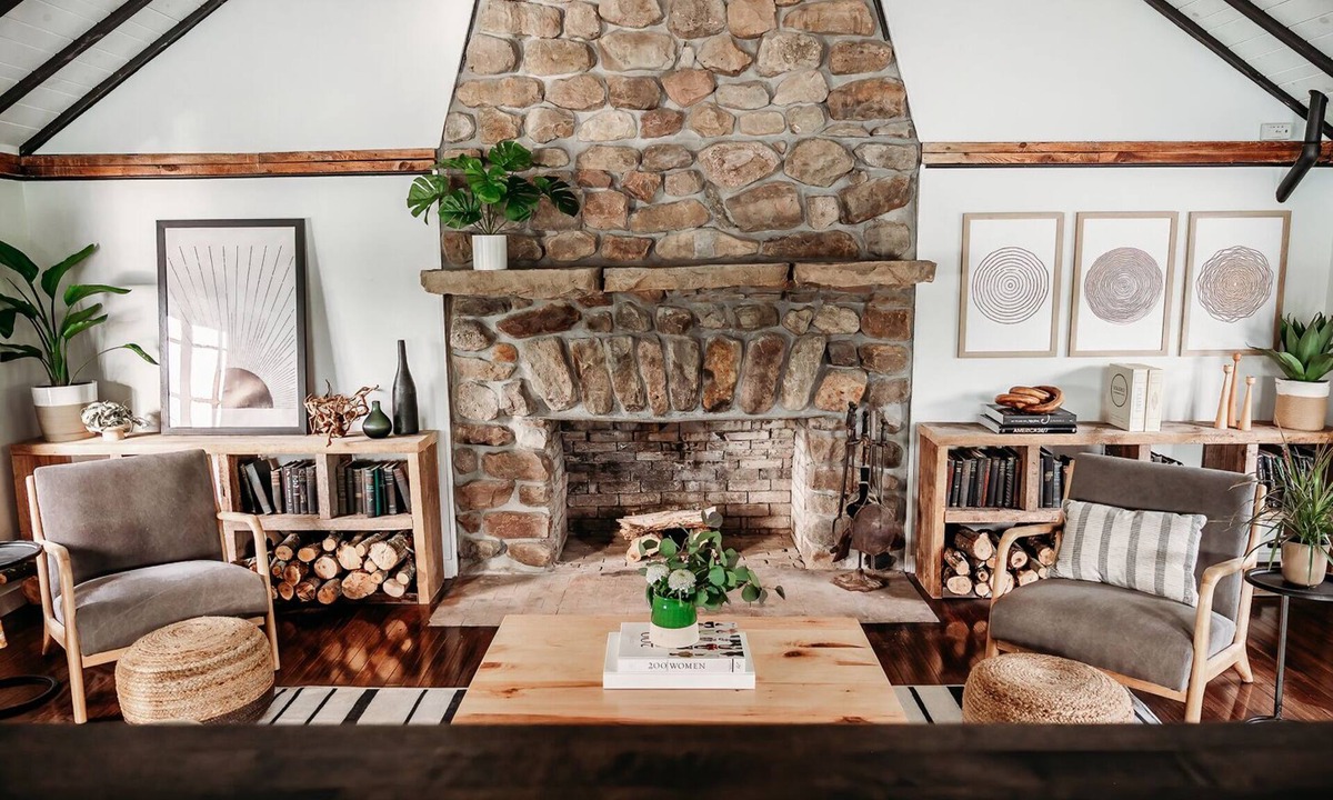Cleveland Cabin | Borrow a Private Lake on 850 Acres and a Cozy Boathouse