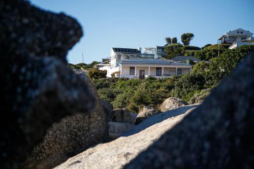 Simon's Town Cabin | Bosky Dell on Boulders Beach
