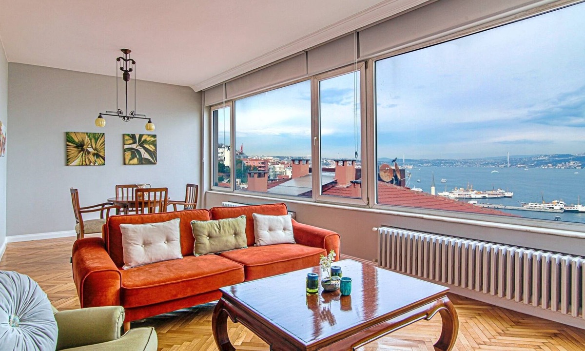 Kabatas Apartment | Bosphorus View Flat By Coast 5 min to Taksim