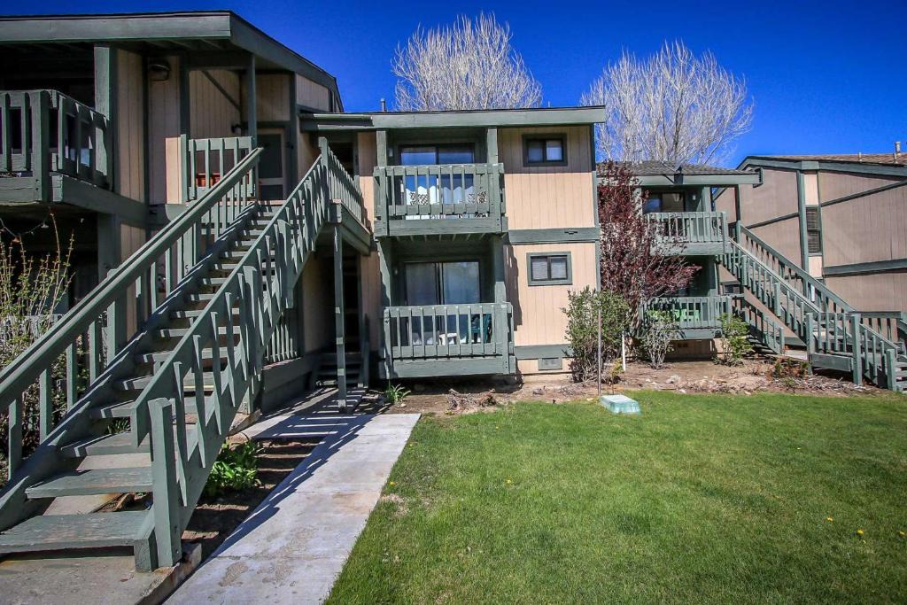 Boulder Bay House | Boulder Creek -1417 by Big Bear Vacations