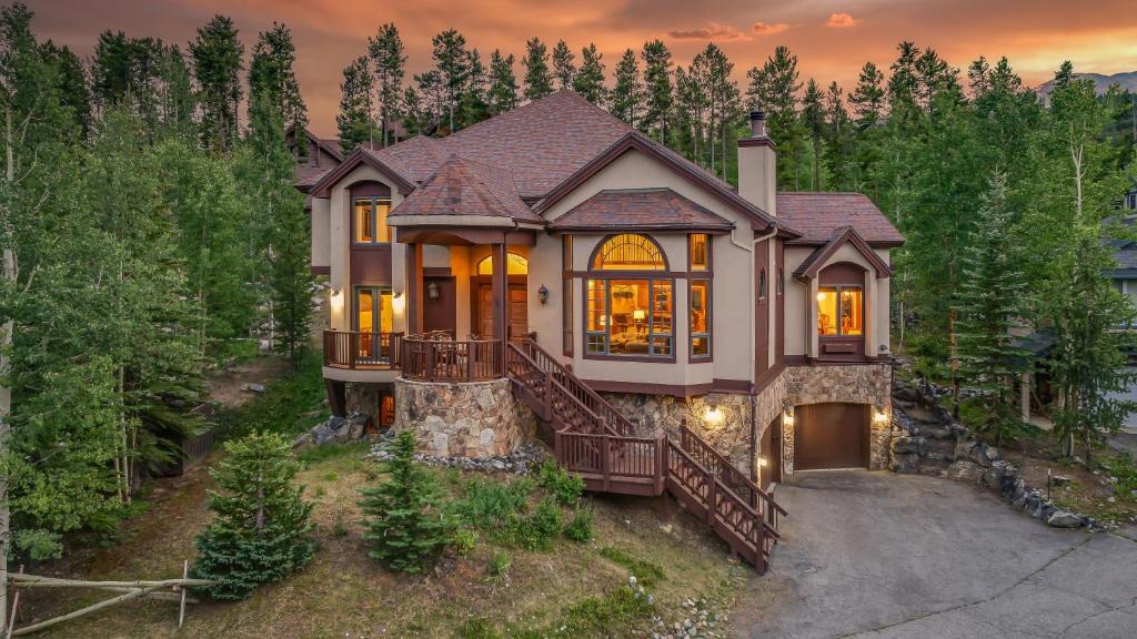 Boulder Ridge House | Boulder Ridge Retreat