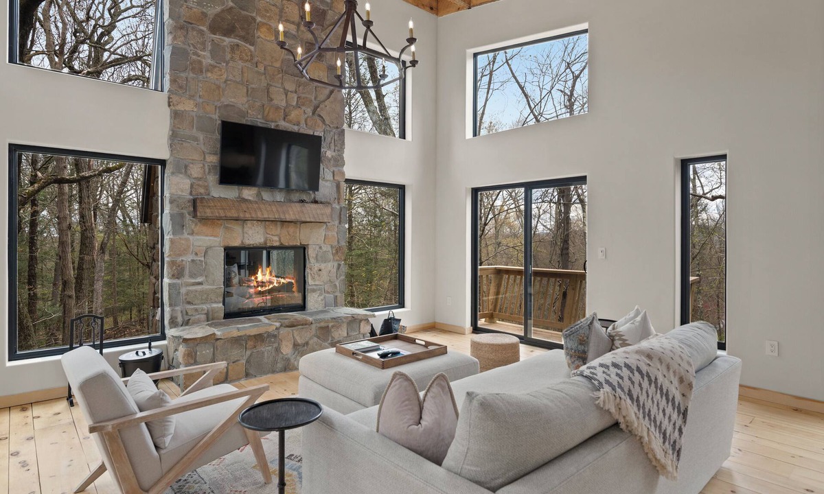 Staatsburg House | Boulder Tree House 🌲 Unique, romantic and exciting! An architectural gem.