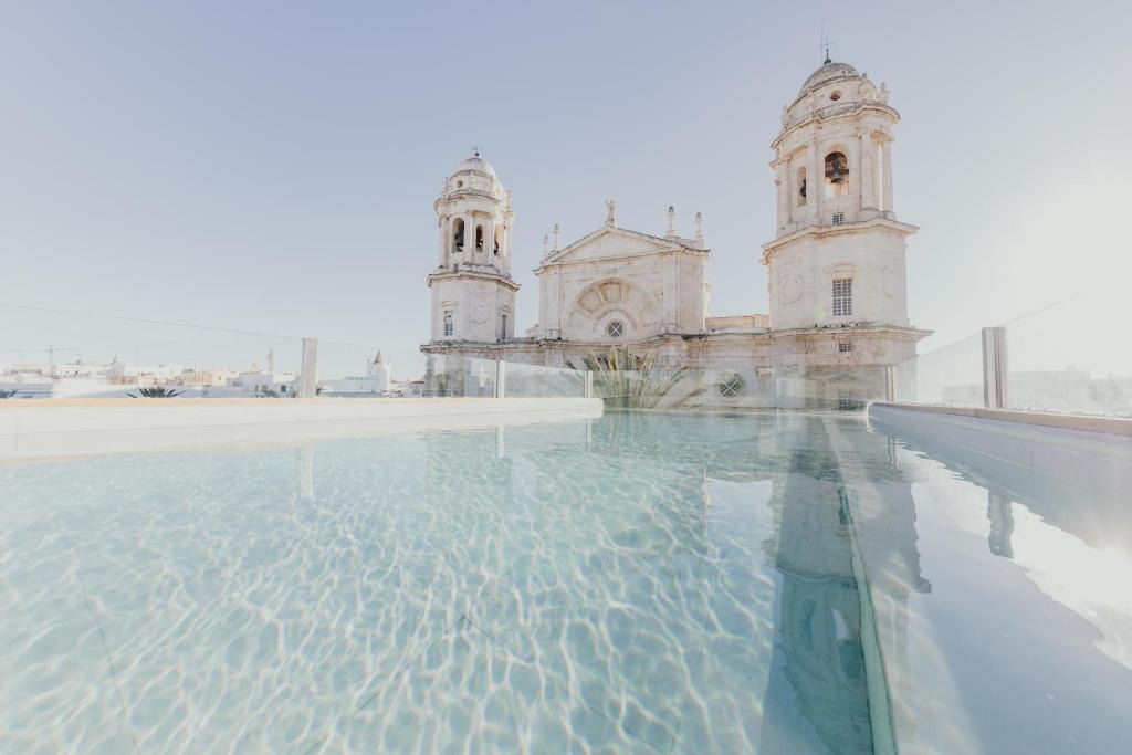 Old Town Hotel | Boutique Hotel OLOM - Recommended for adults only