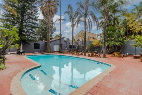 Greater Johannesburg Metropolitan Area Hotel | Boutique Stay In Ferndale With Cafe & Bar