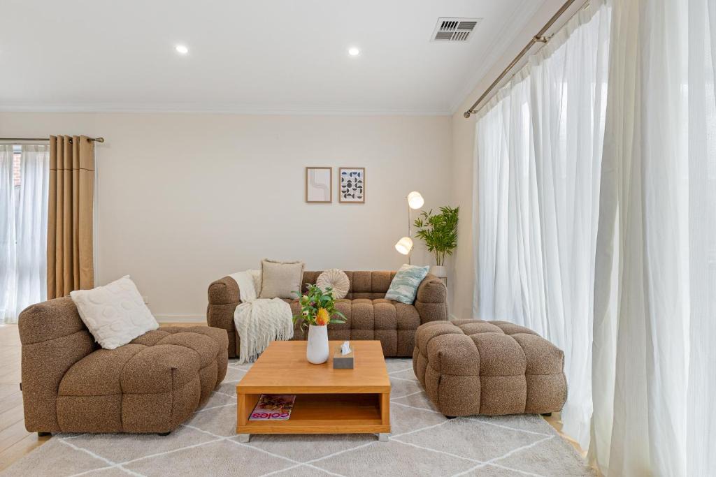 Glen Waverley House | Boutique Townhouse near The Glen
