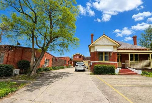Box Hill House | Box Hill Student Accommodation and Rooming House
