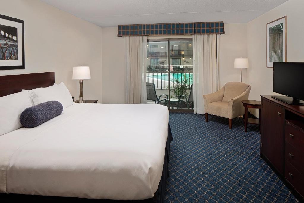Boxborough Hotel | Boxboro Regency