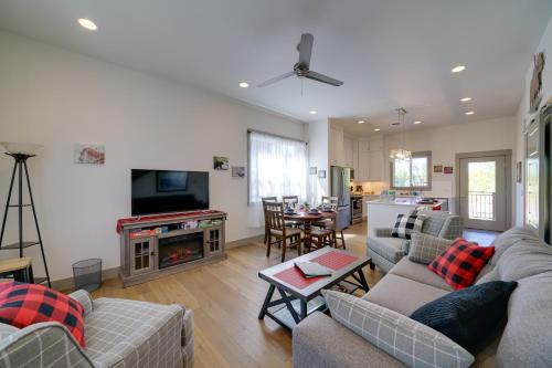 Four Corners House | Bozeman Home w/Deck: Walk to Fishing, Hot Springs