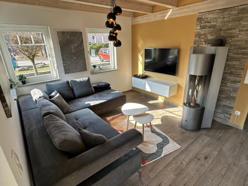 Wackersdorf House | Brückelsee-Chalet