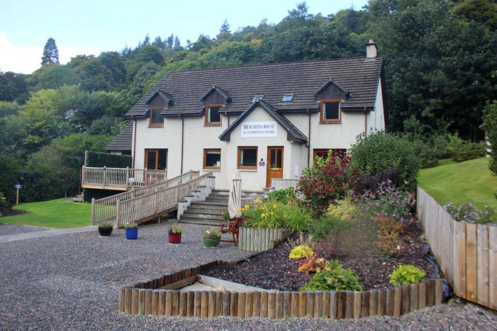 Invermoriston Bed & Breakfast | Bracarina House Bed & Breakfast & Caledonian Studio