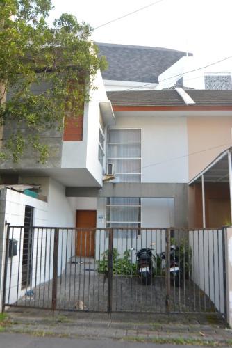 Sunset Road House | Bracha house