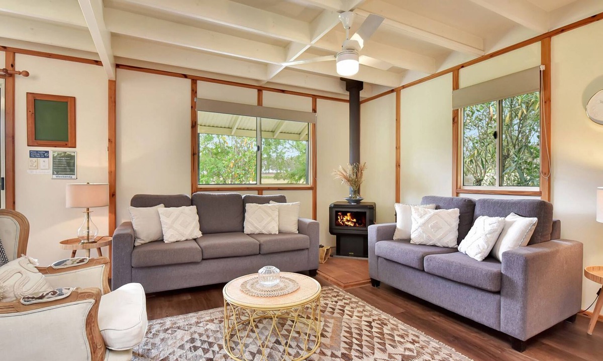 Rothbury House | Bracken Ridge Vineyard - The Athabascan - Villa 5