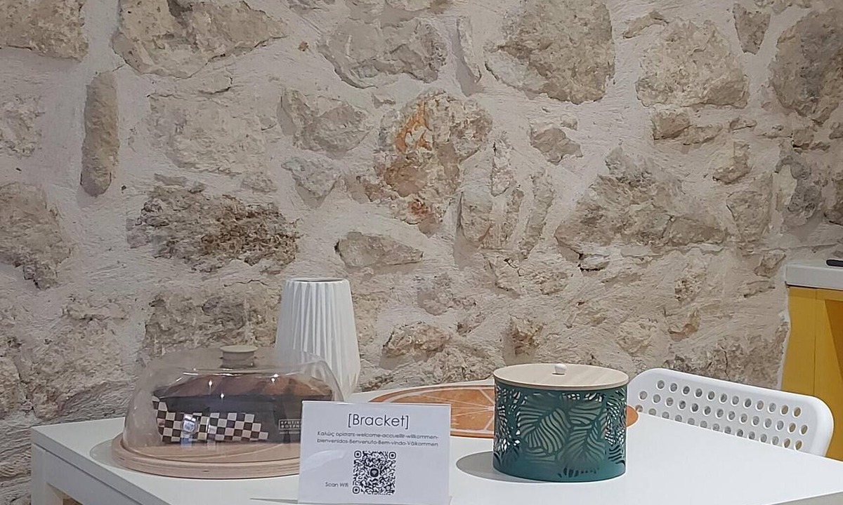 Heraklion Apartment | [Bracket] Studio