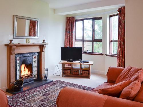 Murthill House | Bramble Cottage