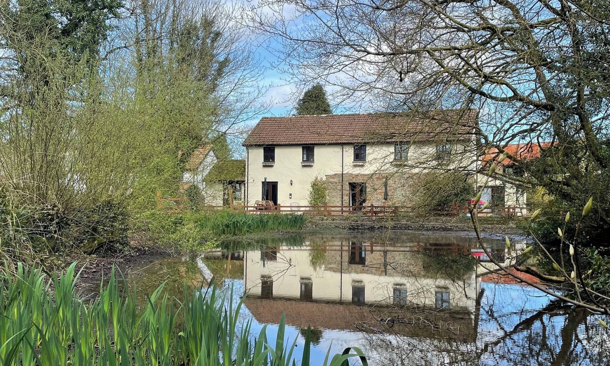 Torrington Cottage | Brambles Cottage, Lilypond Cottages North Devon