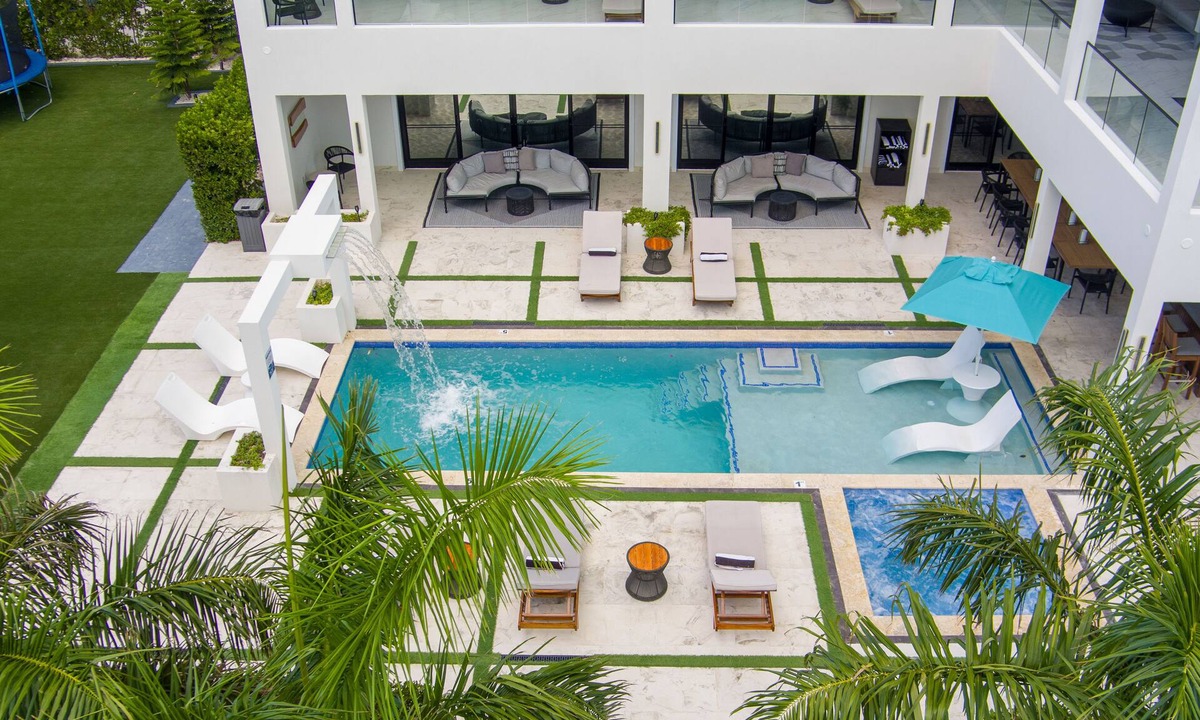 Cooper Jack Bay Settlement Villa | BRAND NEW modern waterfront luxury mansion