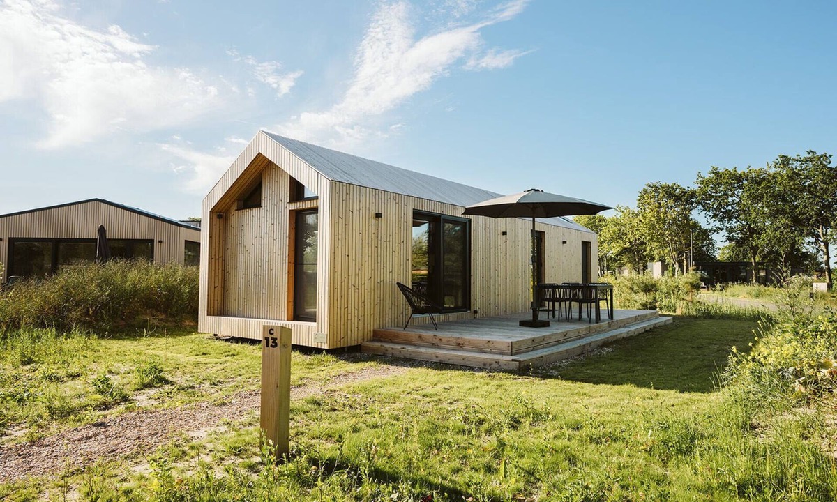 Ouddorp Ski Chalet | Brand new accommodation: made from the right stuff!