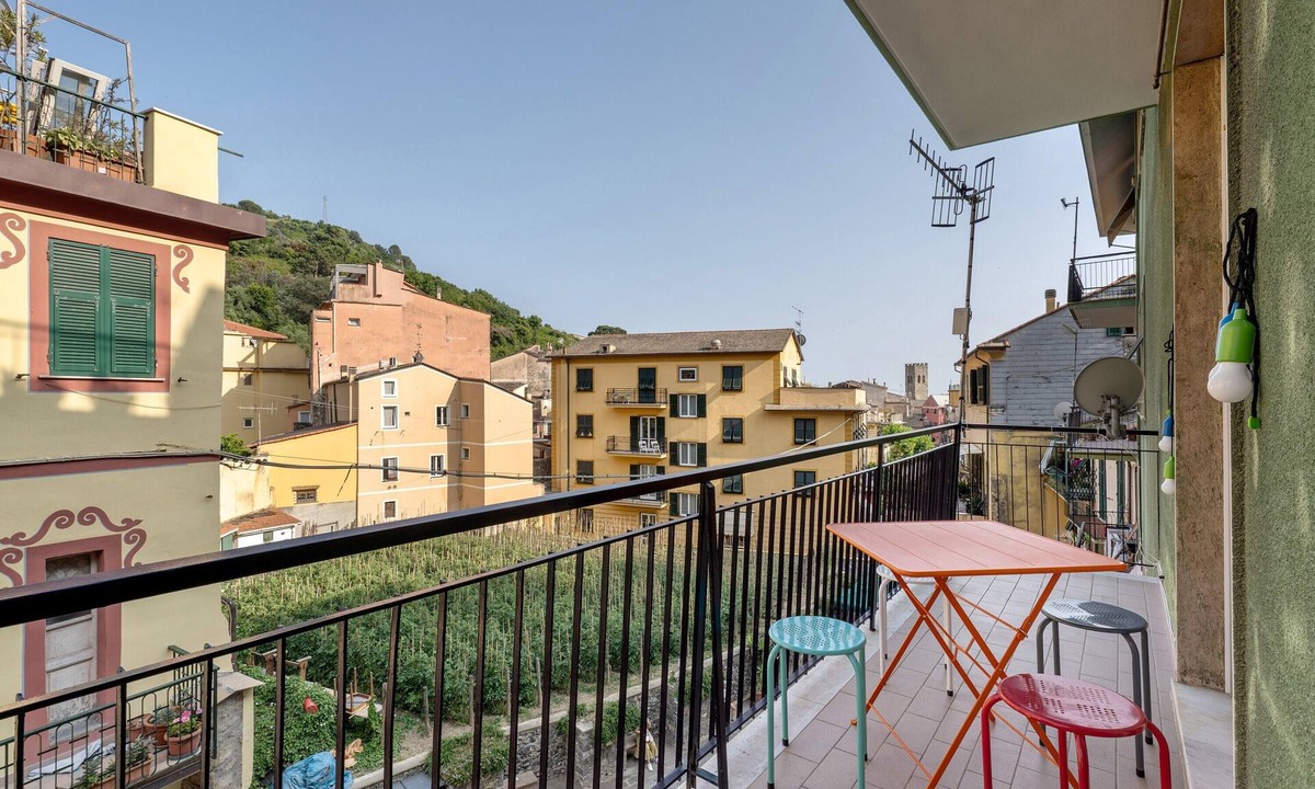 Monterosso al Mare Apartment | 'Brand New Ca Du Drea' Apartment with Balcony, Wi-Fi and Air Conditioning