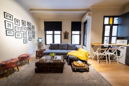 Asmali Mescit Apartment | Brand New Flat in a Historical Building