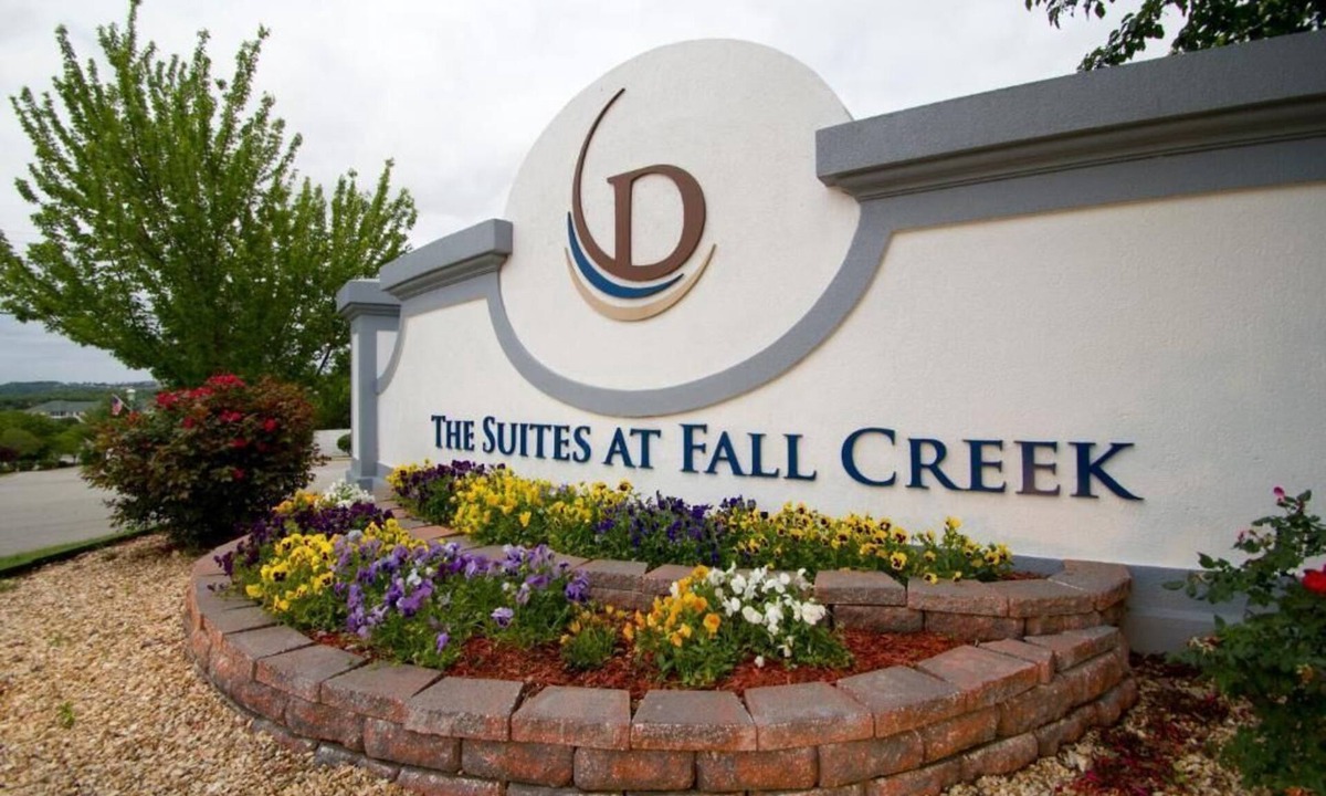 Table Rock Villa | Branson | Relaxing Lake Retreat | Pool + Lake