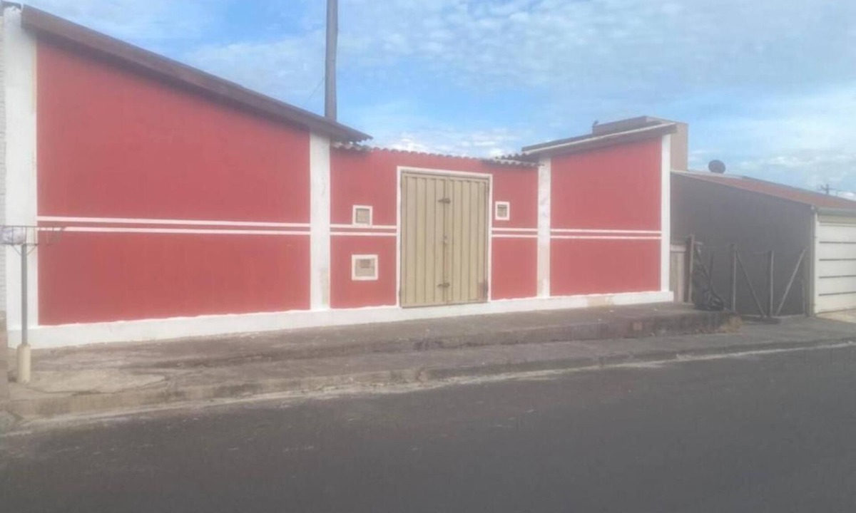 Capivari Apartment | Branyl Inn - Capivari City - Family Room with Shared Bathroom 2