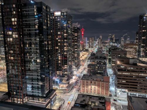 Connaught Apartment | Breath Taking View for 3Guest DTskyline-22nd Floor