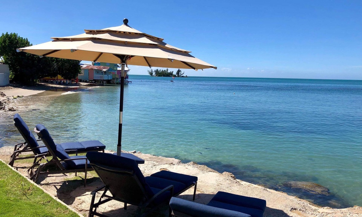 Guanajibo Apartment | Breathtaking Beachfront Oasis along Joyuda Coast in Cabo Rojo