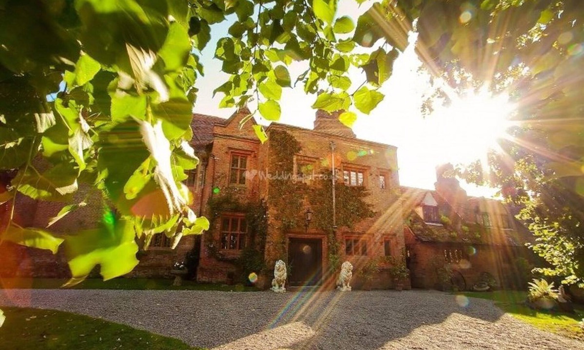 Burnham-on-Crouch House | Breathtaking Elizabethan Manor House