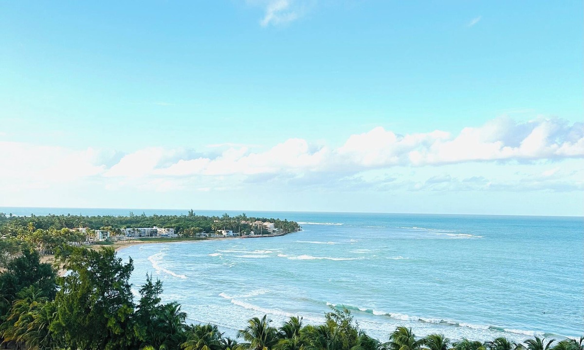 Luquillo Apartment | Breathtaking view (12th Floor). Ocean front beautifully decorated!