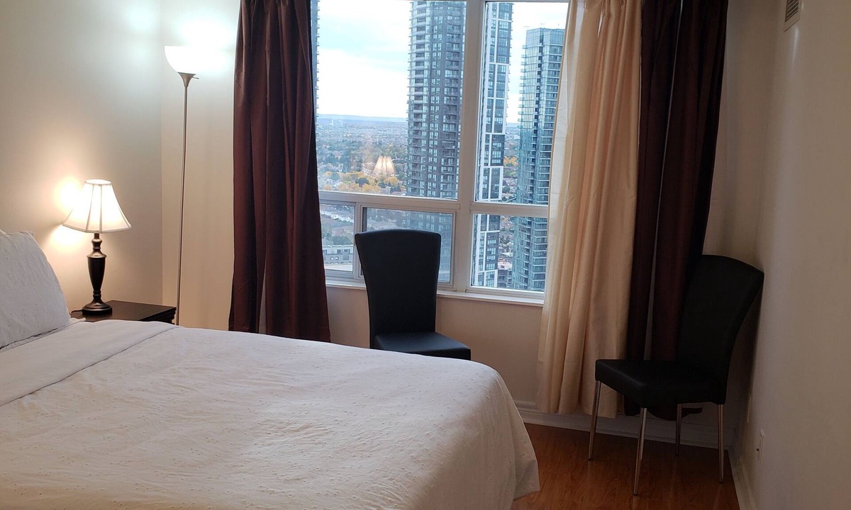 Downtown Mississauga Condo | BREATHTAKING VIEW 3 BROOM GRAND OVATION FULLY FURNSHED SQUARE 1 MALL MISSISSAUGA