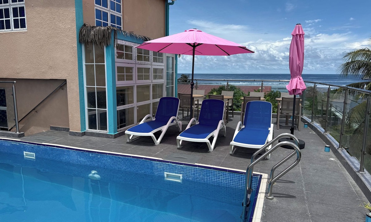 Thimarafushi House | Breeze Haven Surf Retreat