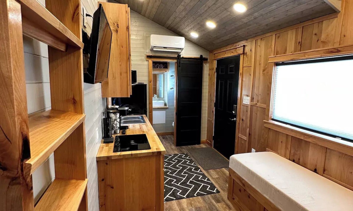 Rush Center House | Brent & Jean’s Tiny house
