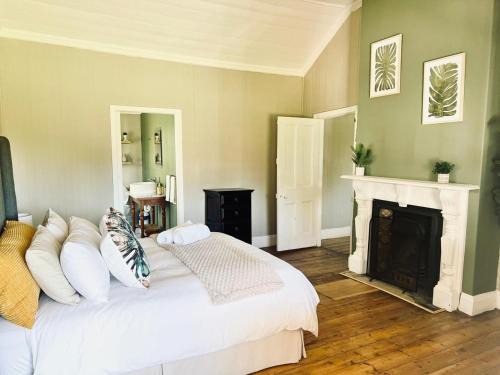 Hilton House | Briar & Bloom 1