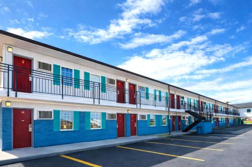 Valdosta Hotel | Briarwood Motel Near Valdosta University I 75