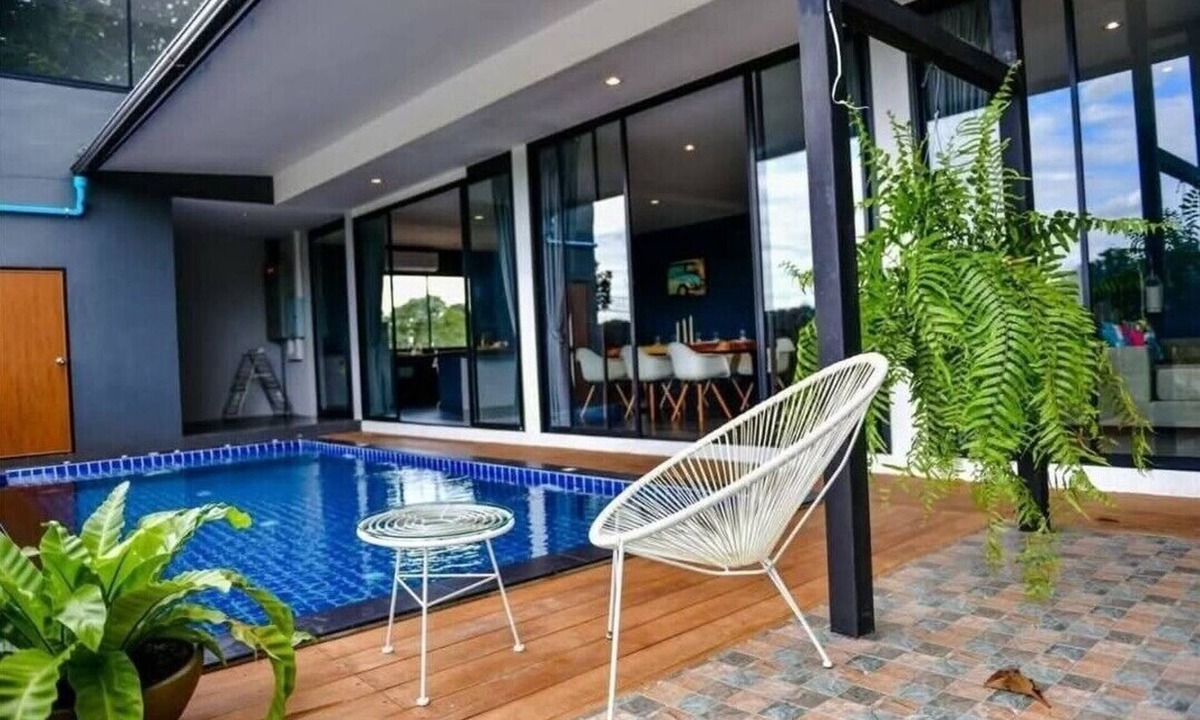 Mae Pong Villa | Brick Box Pool Villa & Café