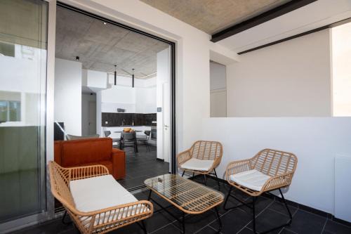 Historical Center Apartment | Bridge House 202-2BR Modern Apartment