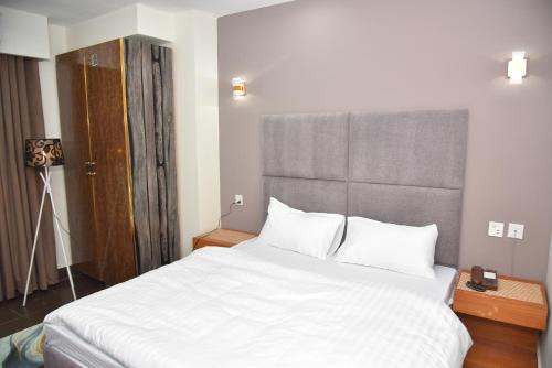 Muzaffarabad Hotel | Bridge Residency Comfortable Stay,309