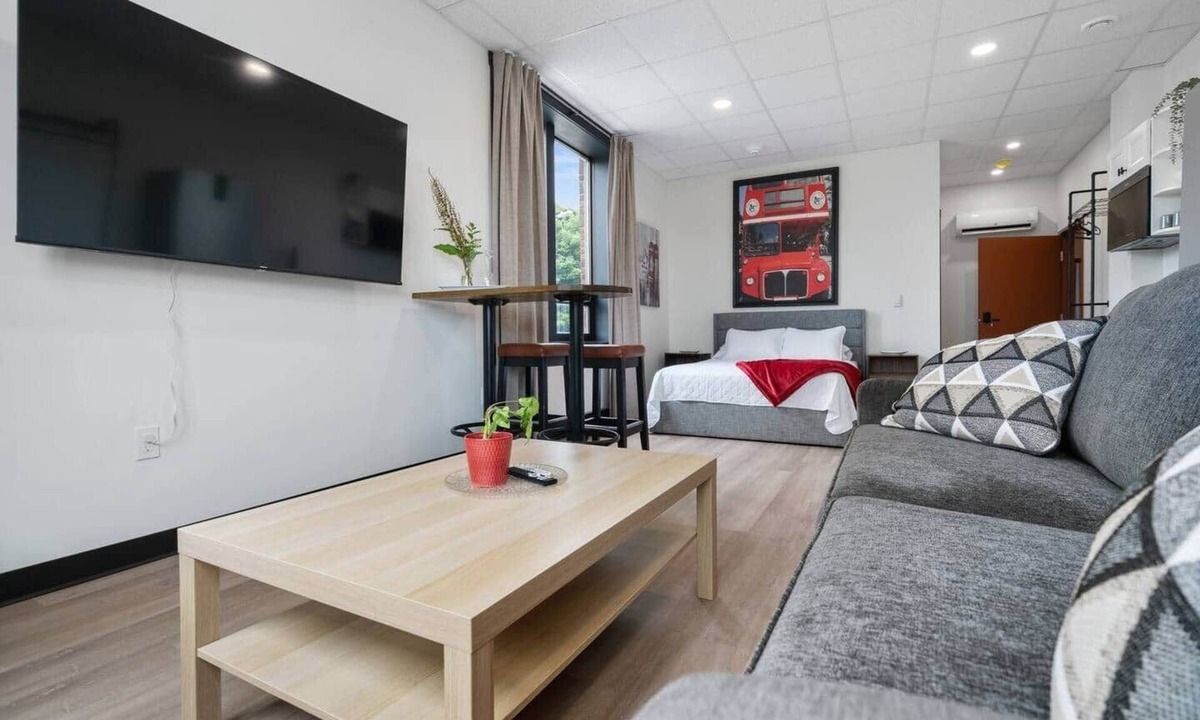 New Glasgow Apartment | Bridge View @TheMillRowsSuites